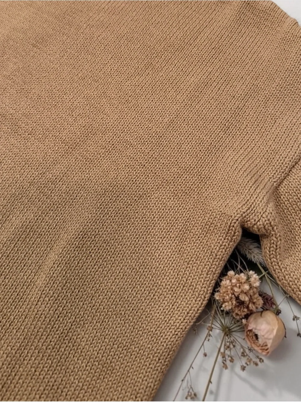 Women's Crewneck Sweater in Caramel